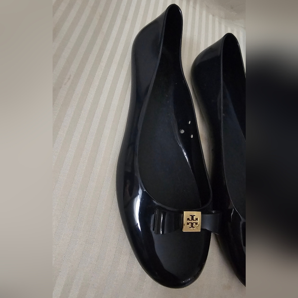 Tory Burch Navy Blue Jelly Flats with Bow GUC - Picture 9 of 14